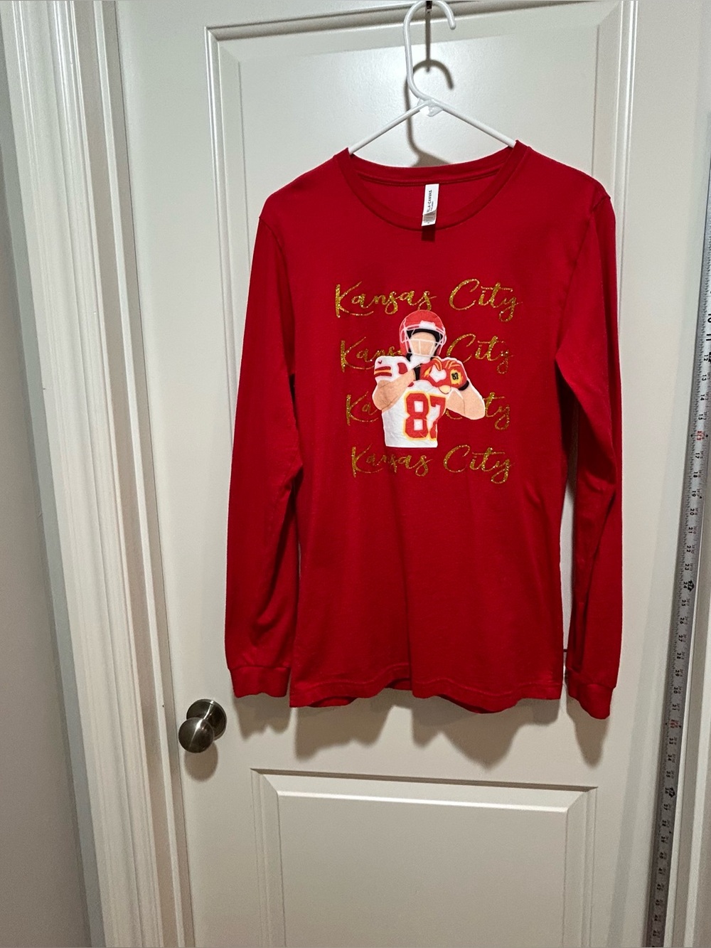 Bella & Canvas brand women’s size M Red KC Chiefs Football Long-Sleeve Tee